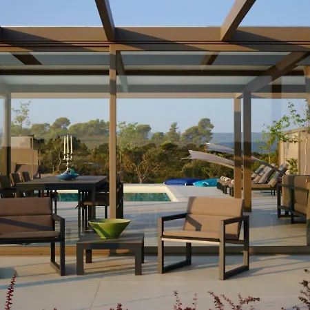 Boutique Diaporos Island - Treasure Cove Hotel