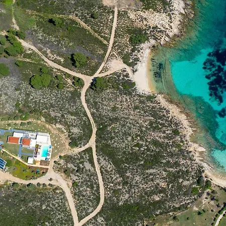 Boutique Diaporos Island - Treasure Cove Hotel Nikiti (Sithonia)