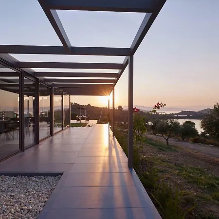 Boutique Diaporos Island - Treasure Cove Hotel