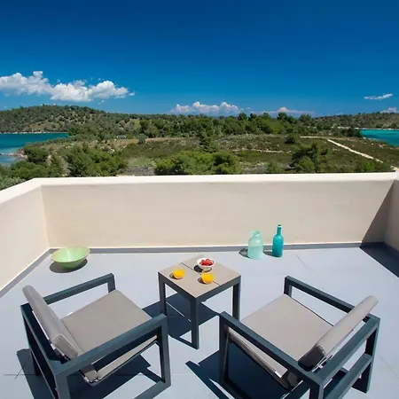 Boutique Diaporos Island - Treasure Cove * Nikiti (Sithonia)